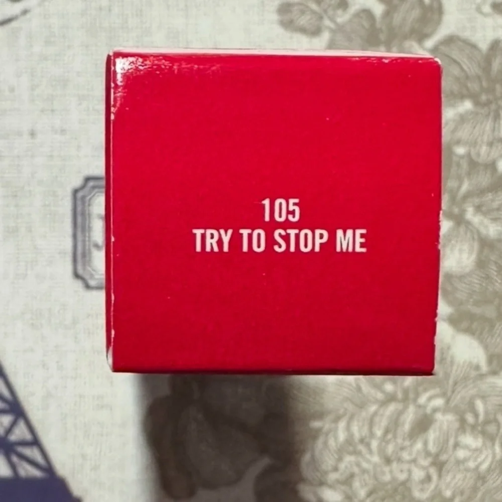 MAC *Try To Stop Me*. Versicolour Varnish Cream Lip Stain